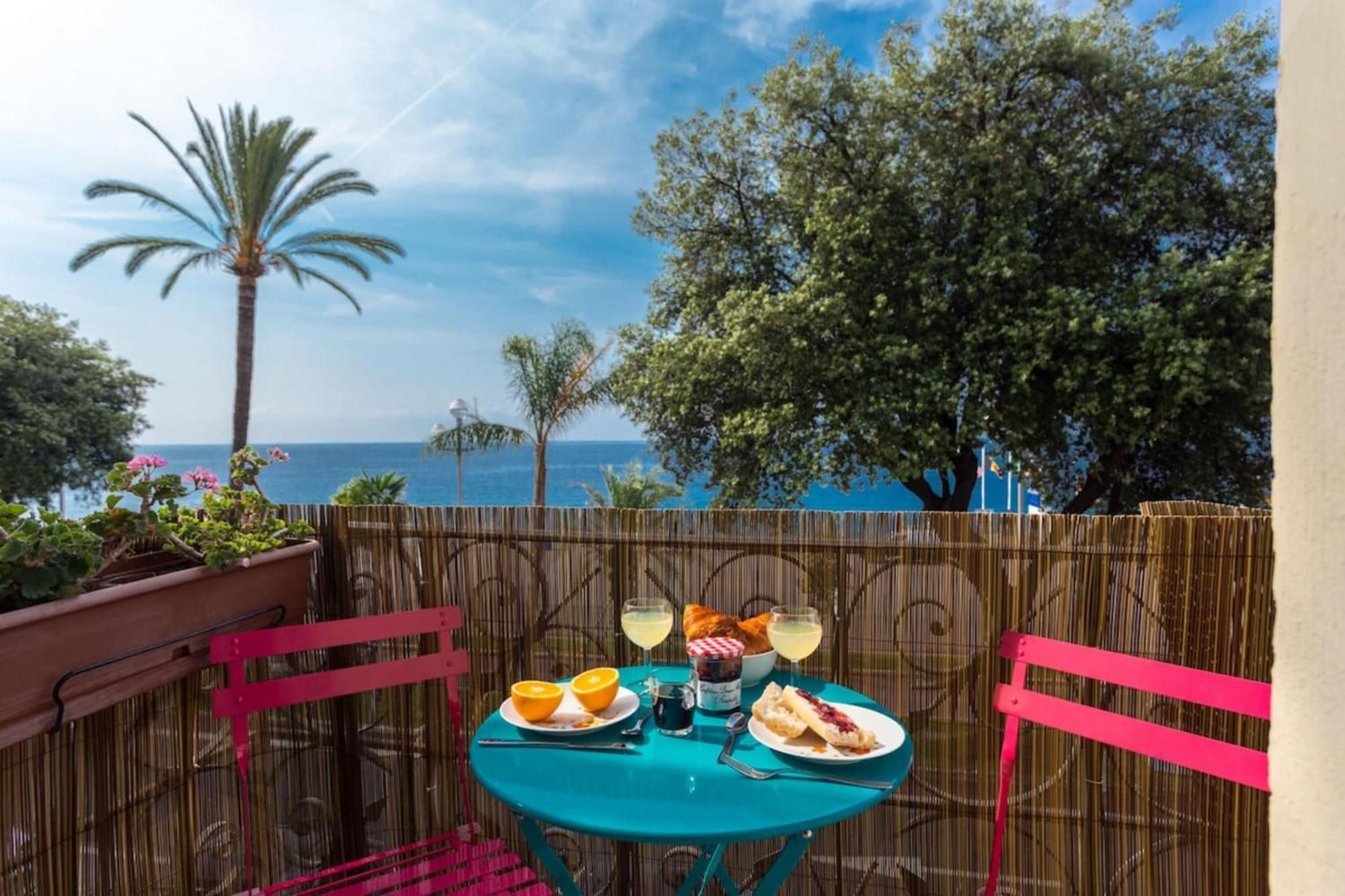 Etats Unis 892 - Spacious Flat On Sea Front Wac Leilighet